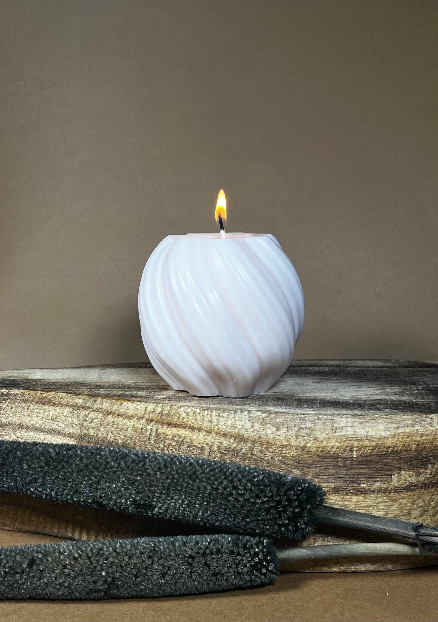 InfinIte Swirl Pillar Candle